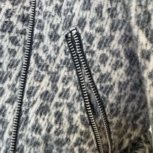 Zara Gray Leopard-Print Moto Jacket - Picture 4 of 4